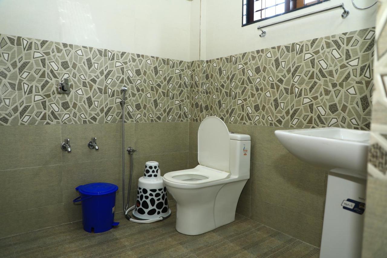 Water Gate Tourist Home And Resorts Mundrothuruth Esterno foto